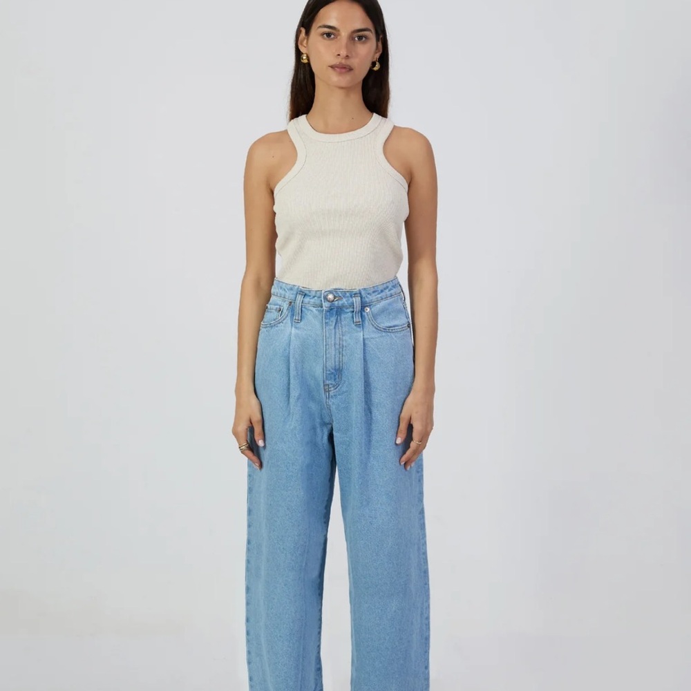 LAMAREL pleated wide leg jeans